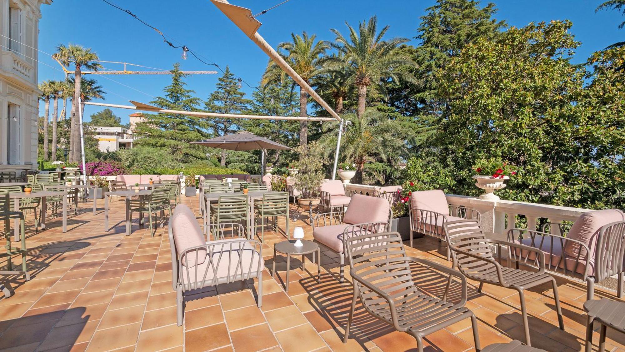 Hotel Les Tourelles Sainte-Maxime Exterior foto